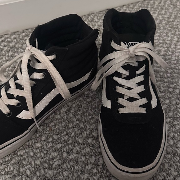 Vans Black and White High-Top Sneakers - Picture 2 of 5